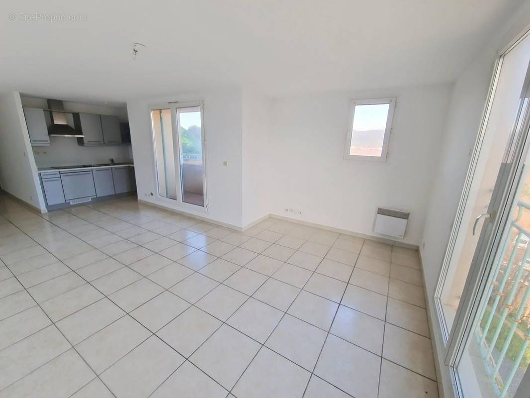 Photo 1 - Appartement à PIERREFEU-DU-VAR