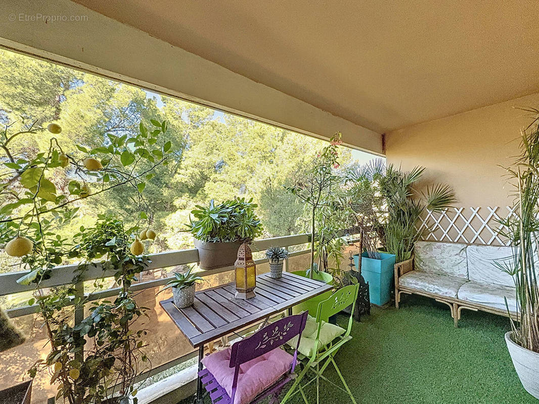 Appartement à MARSEILLE-10E