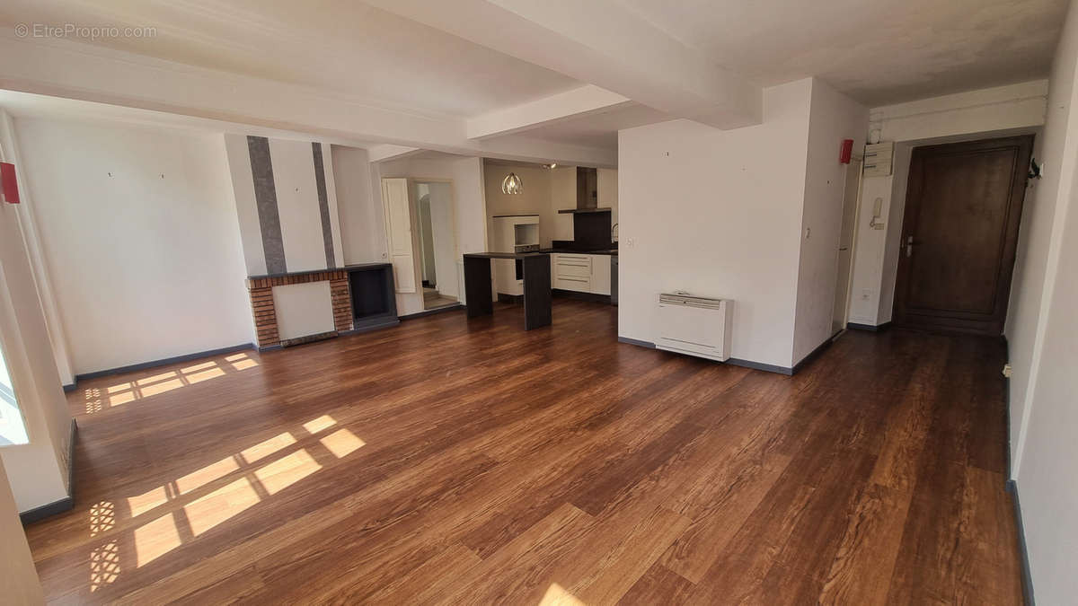 Appartement à NIMES