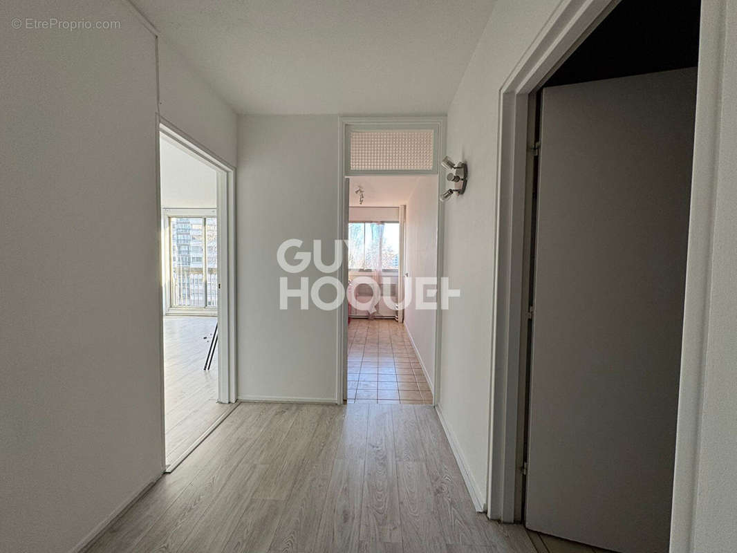 Appartement à FONTENAY-SOUS-BOIS