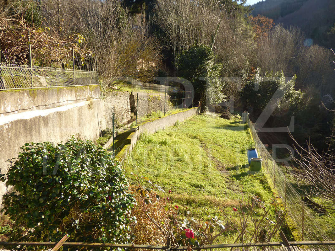 Maison à AUSSILLON