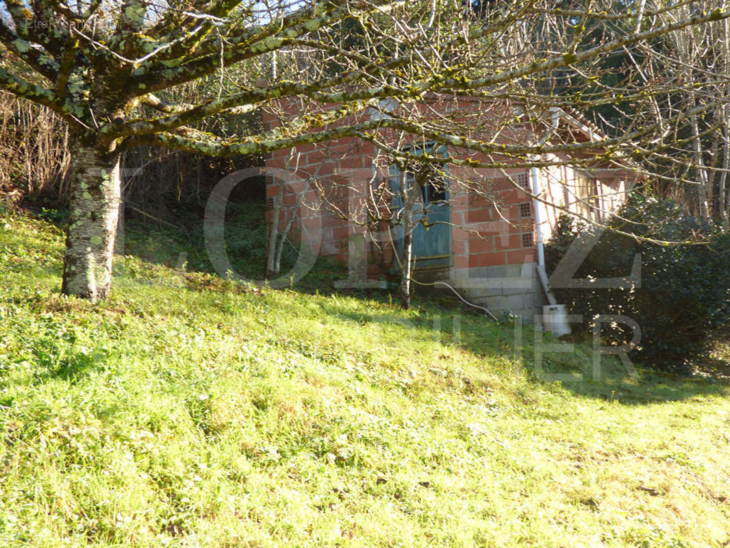 Maison à AUSSILLON