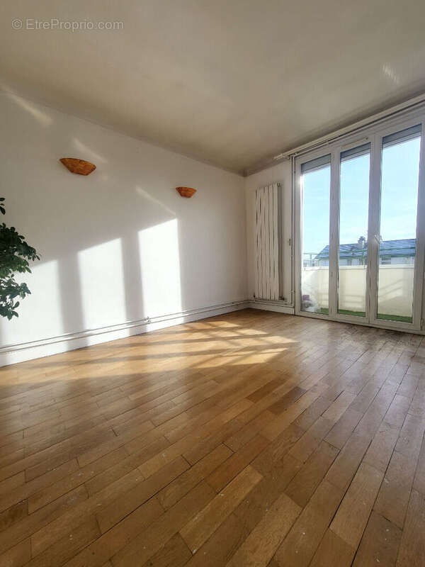 Appartement à MAISONS-LAFFITTE