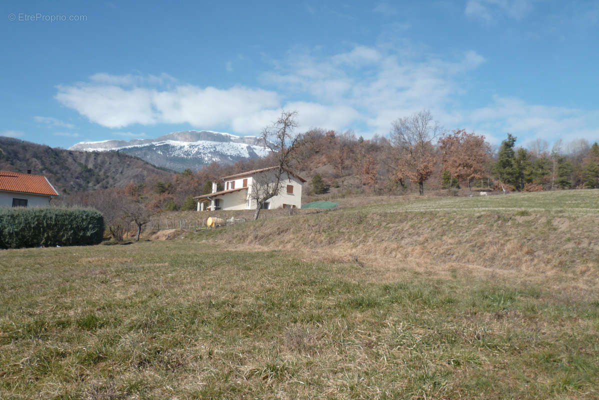 Terrain à SIGOYER