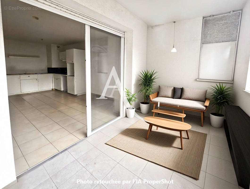 Appartement à MARSEILLE-3E