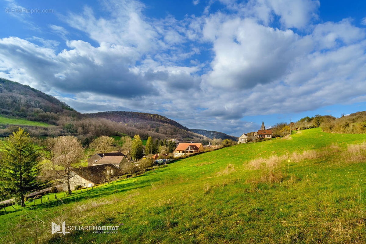 Terrain à BOUILLAND