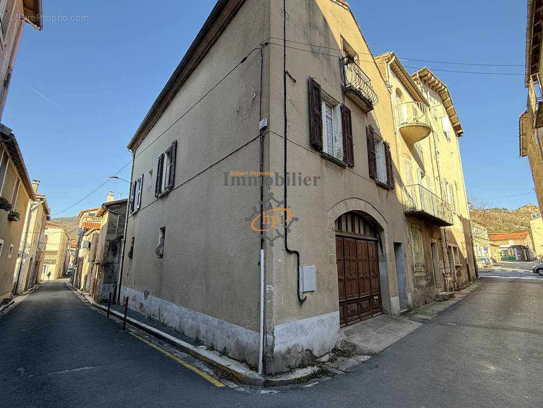 Maison à SAINT-AFFRIQUE