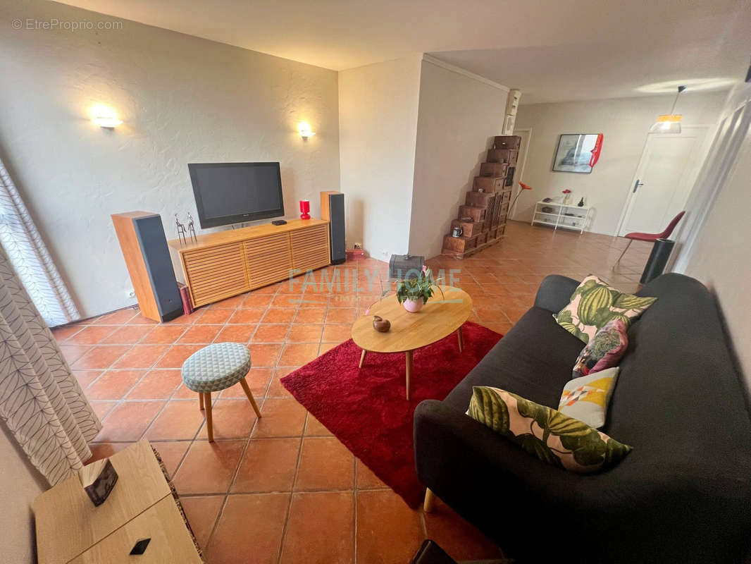 Appartement à LE RAINCY