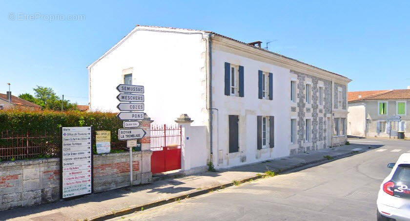 Maison à SAUJON