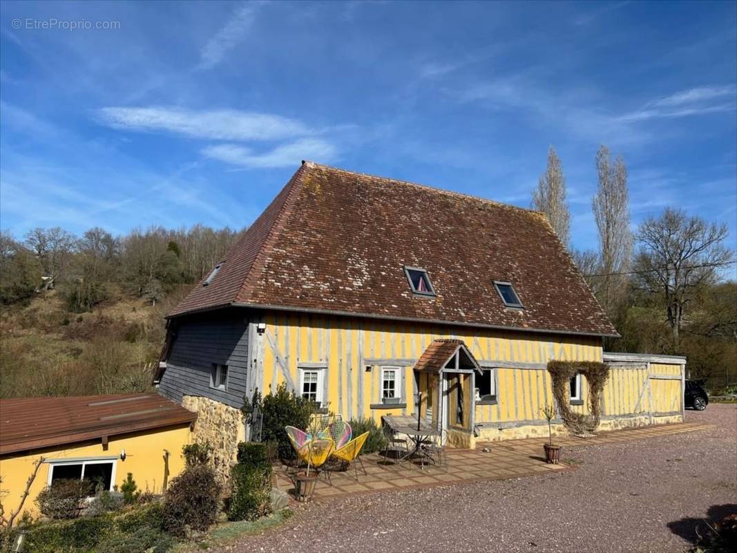 Maison à SAINT-DENIS-DE-MAILLOC