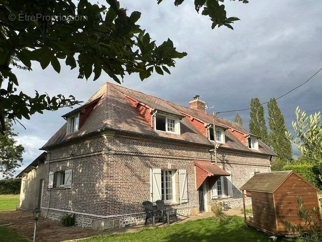 Maison à SAINT-AGNAN-DE-CERNIERES