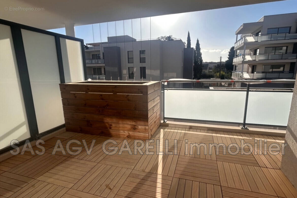 Appartement à HYERES