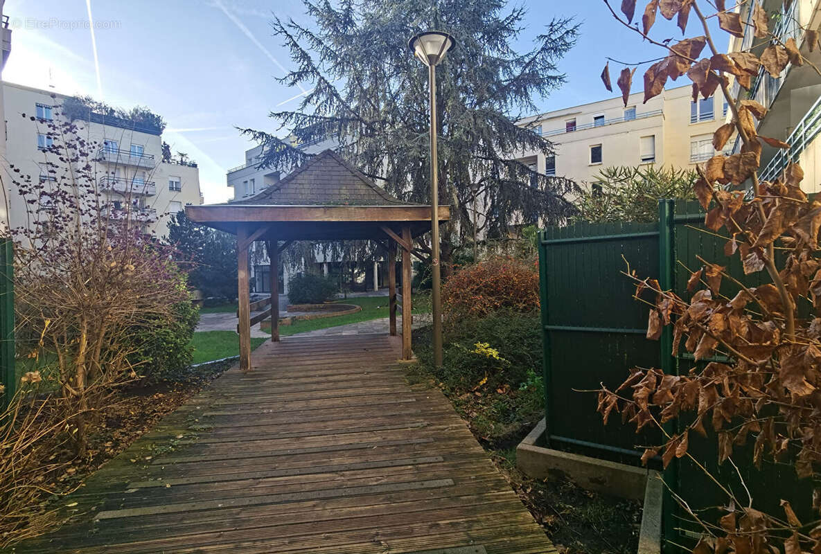 Appartement à ROSNY-SOUS-BOIS