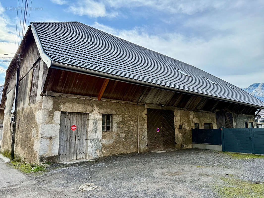 Maison à DOUSSARD