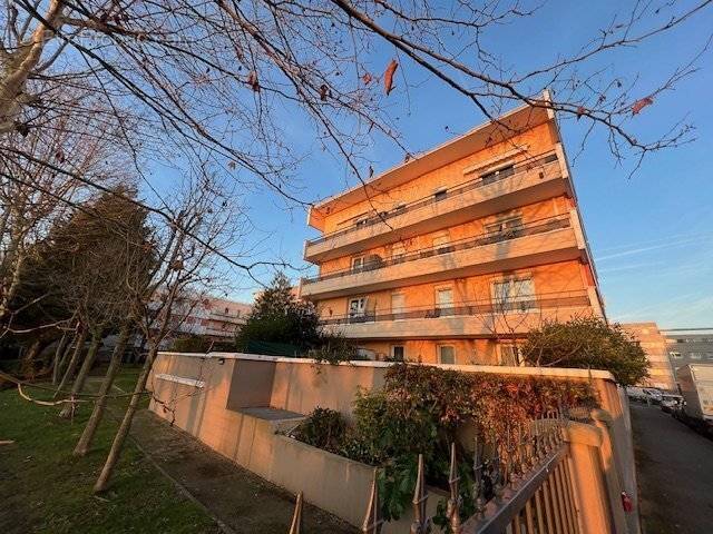 Appartement à BONNEUIL-SUR-MARNE