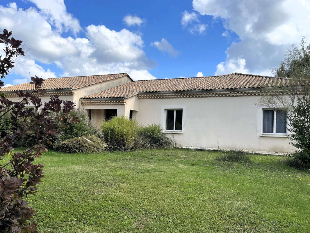 Maison à COURSAC