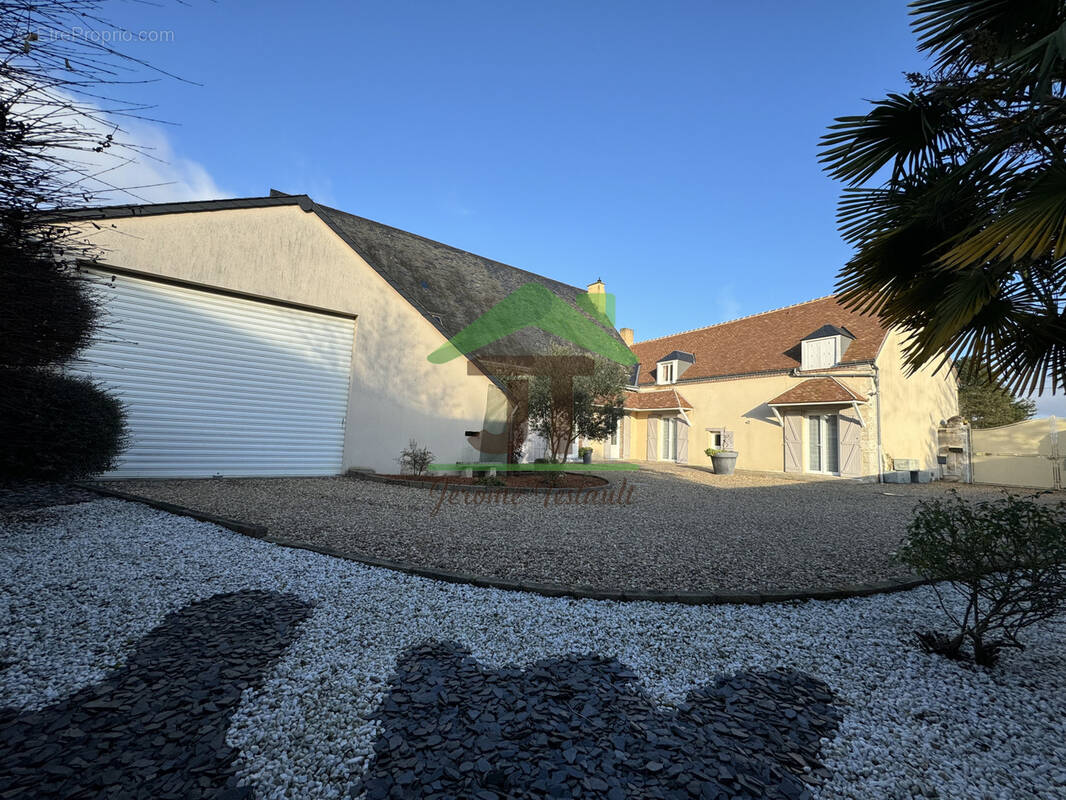 Maison à CHATEAUDUN