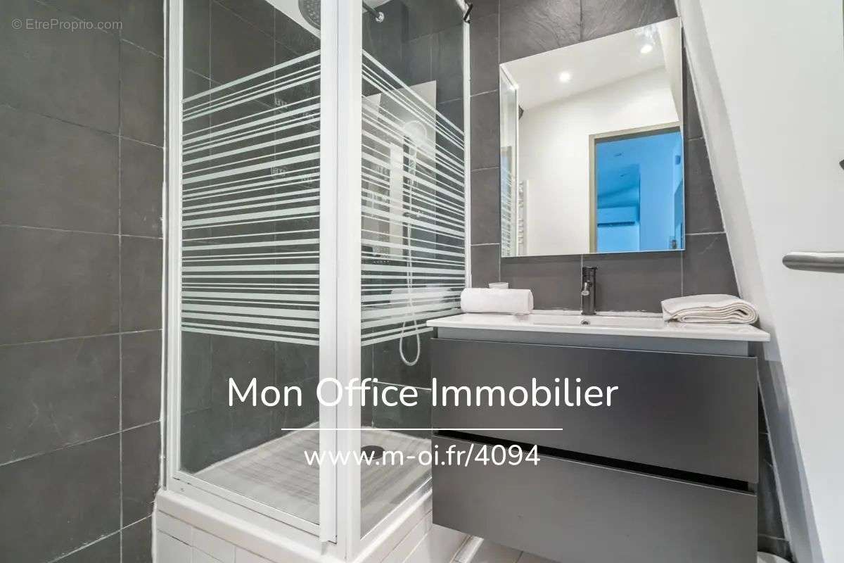 Appartement à MARSEILLE-1E