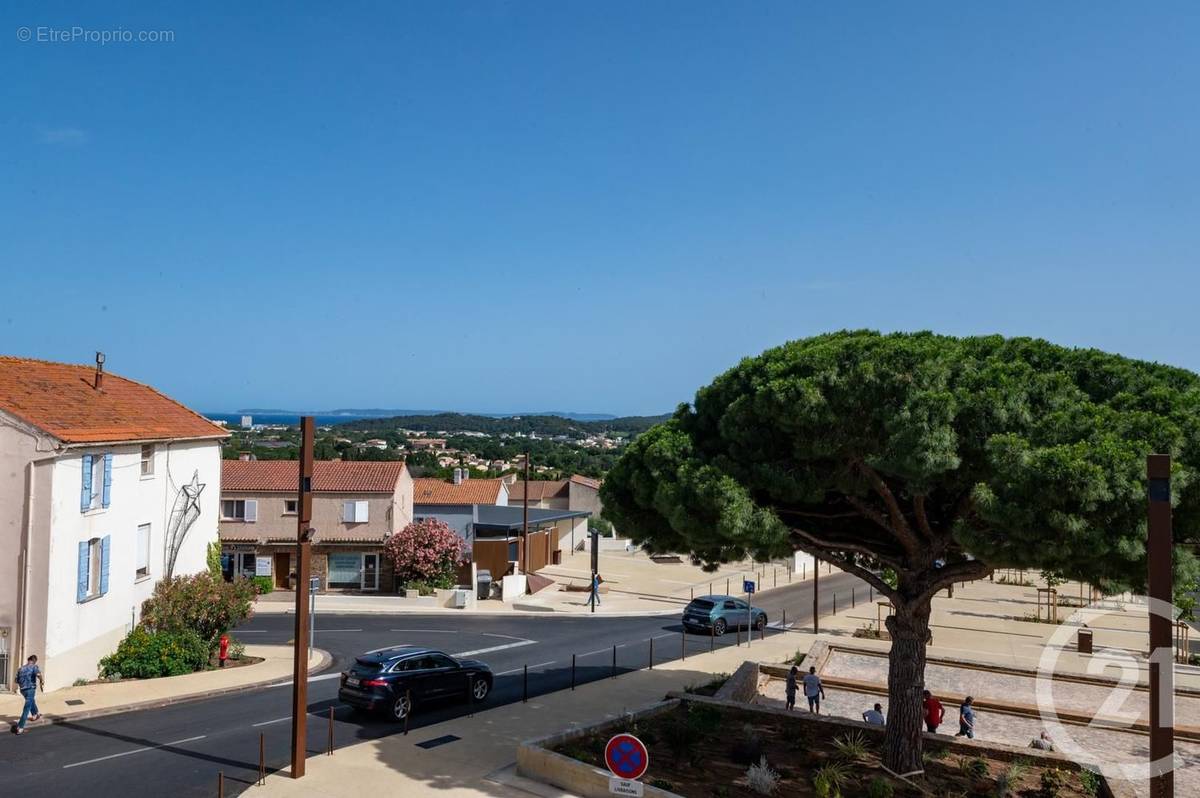 Appartement à BORMES-LES-MIMOSAS