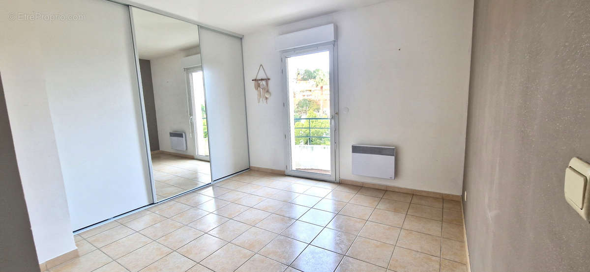 Appartement à HYERES