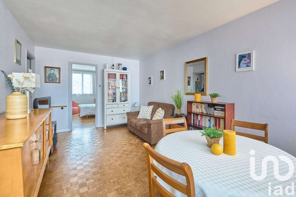 Photo 4 - Appartement à ASNIERES-SUR-SEINE