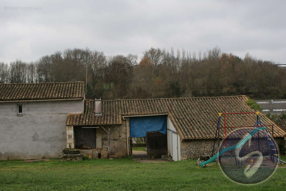 Maison à AUGE