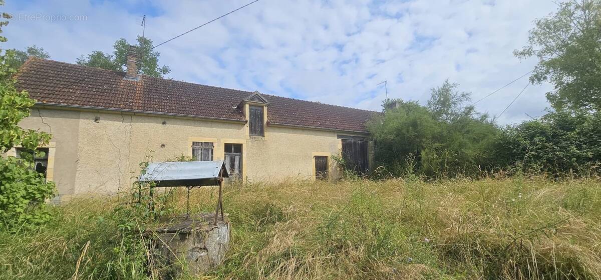 Maison à LA GUERCHE-SUR-L&#039;AUBOIS