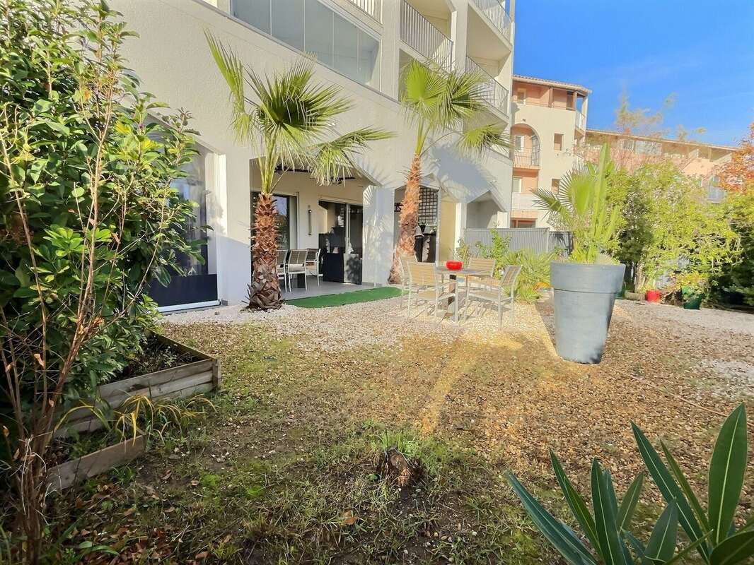 Appartement à LA LONDE-LES-MAURES