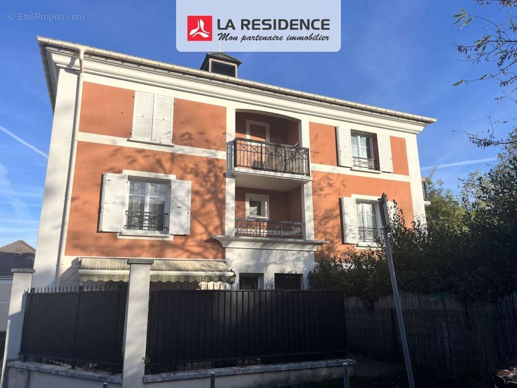 Appartement à SAINT-OUEN-L&#039;AUMONE