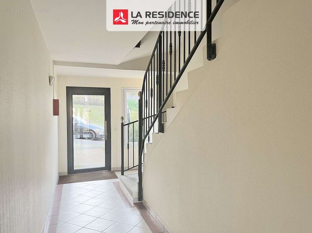 Appartement à SAINT-OUEN-L&#039;AUMONE