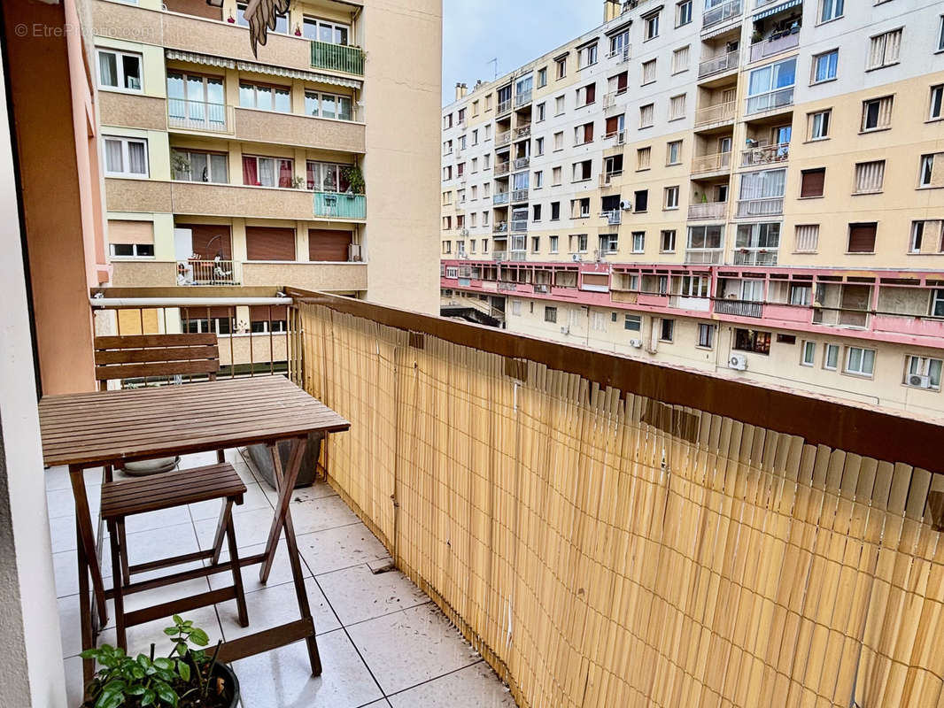 Appartement à AIX-LES-BAINS