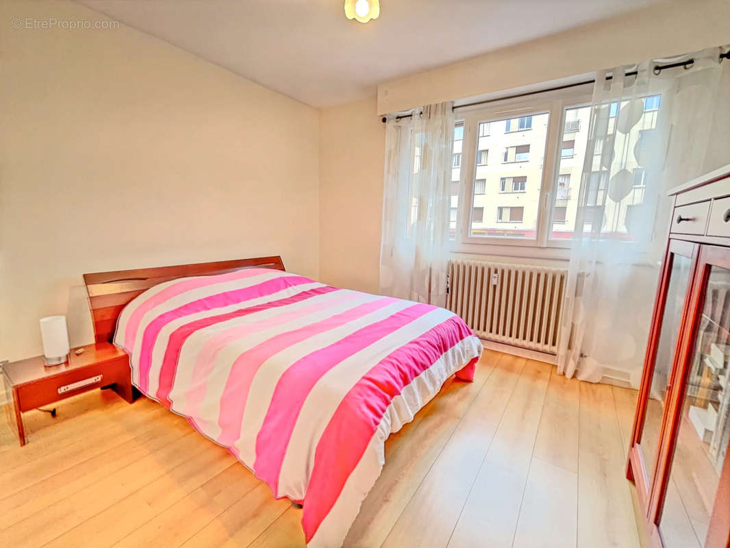 Appartement à AIX-LES-BAINS