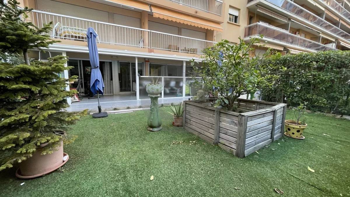 Appartement à MENTON