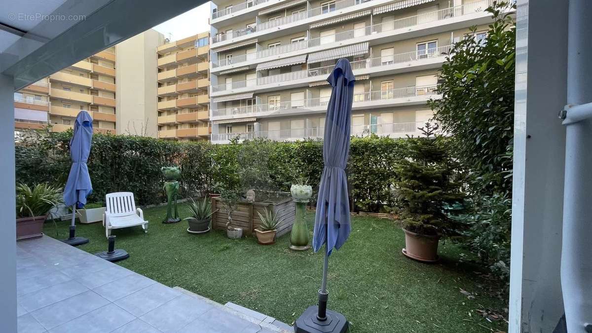 Appartement à MENTON