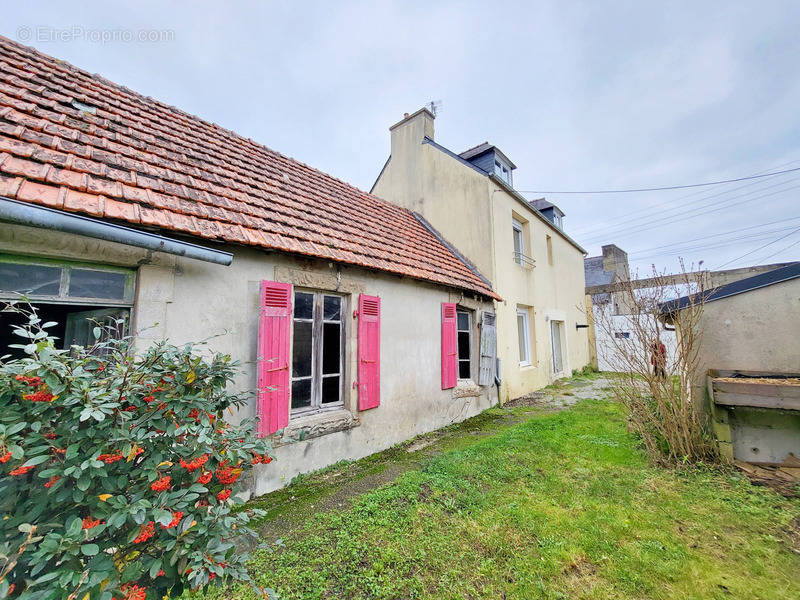 Maison à CAMARET-SUR-MER