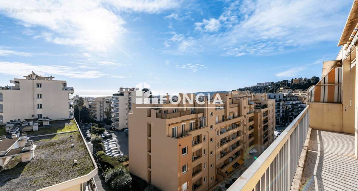 Appartement à MENTON