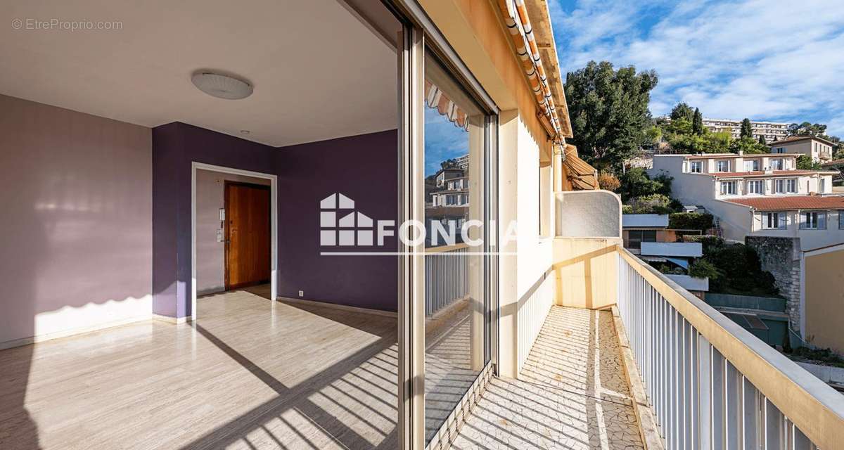 Appartement à MENTON