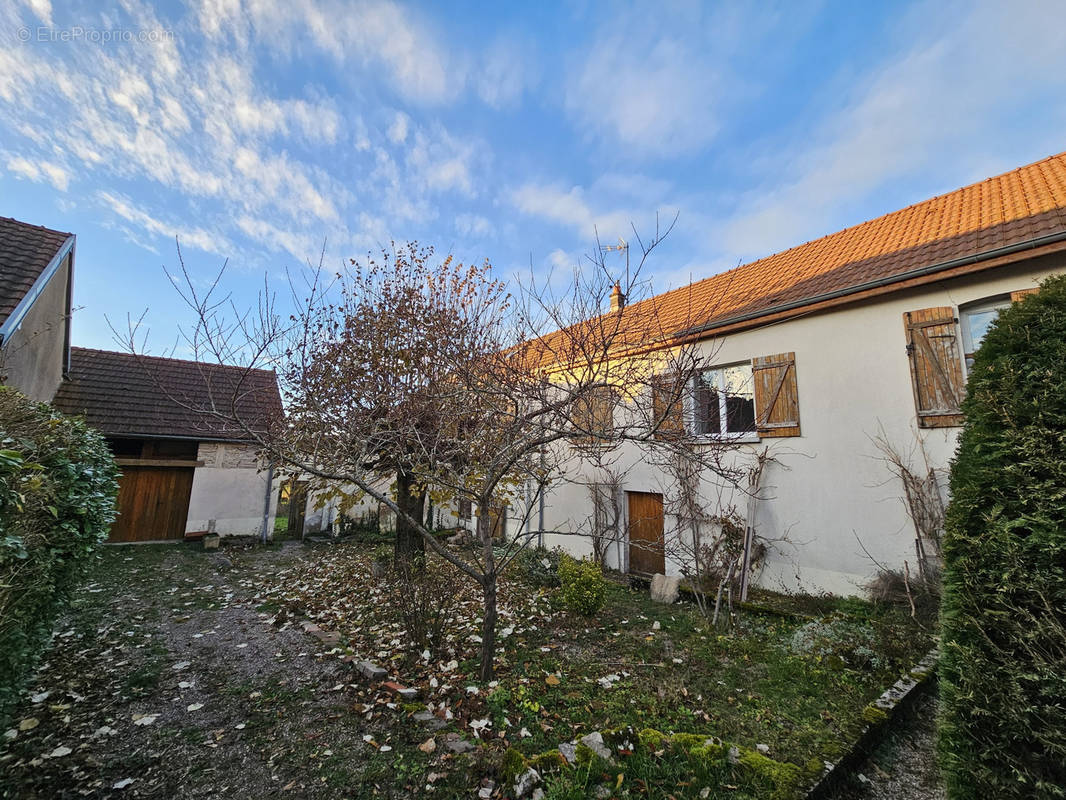 Maison à BEAUNE