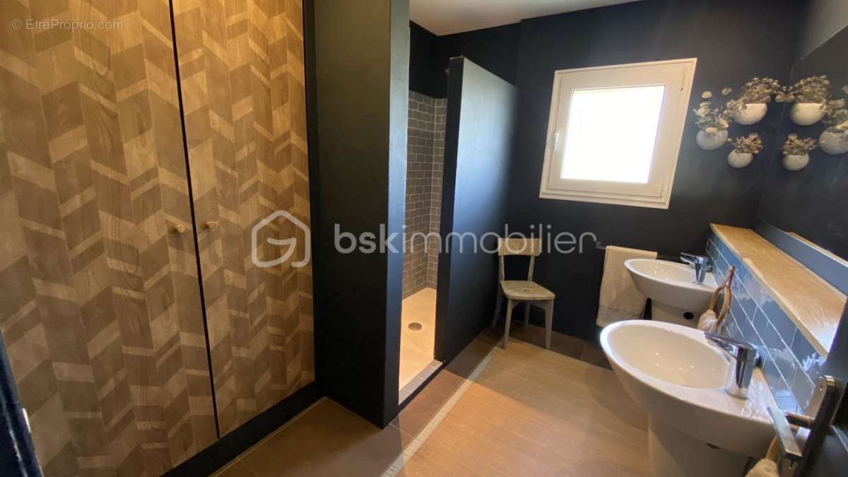 Appartement à VENCE