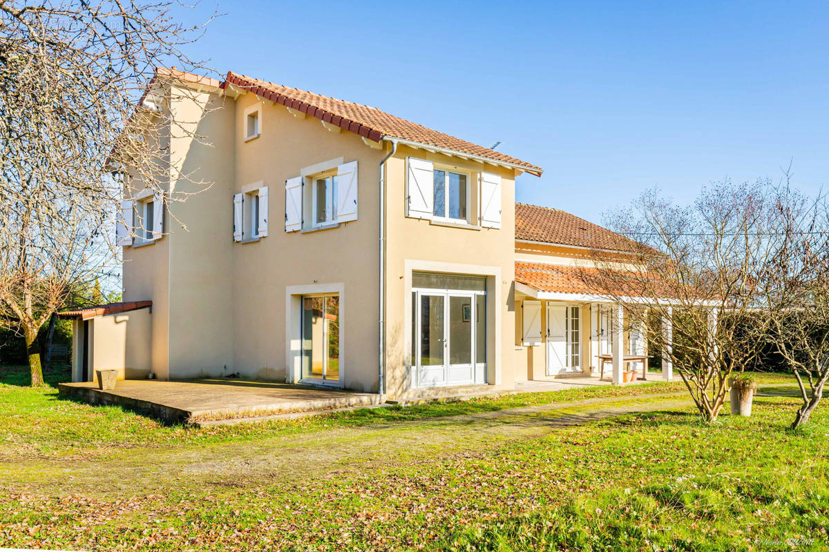 Maison à MARIGNAC-LASCLARES