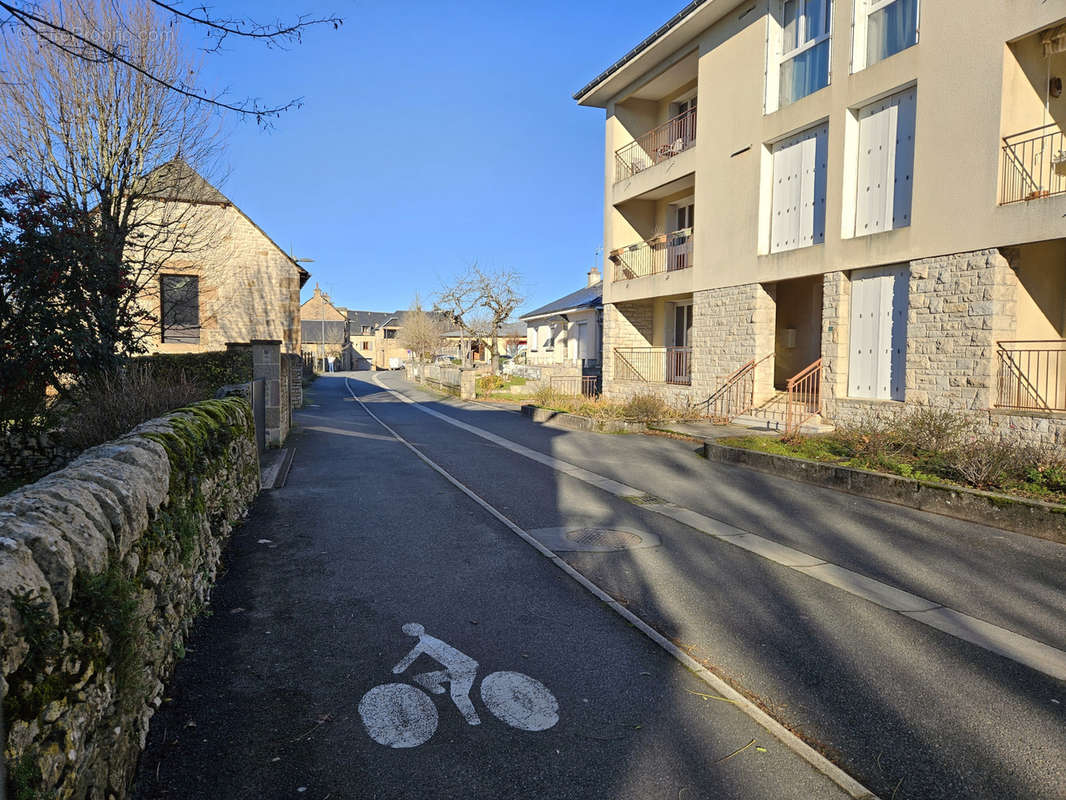 Appartement à BOZOULS