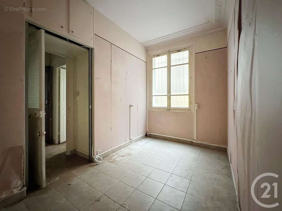 Appartement à PARIS-12E