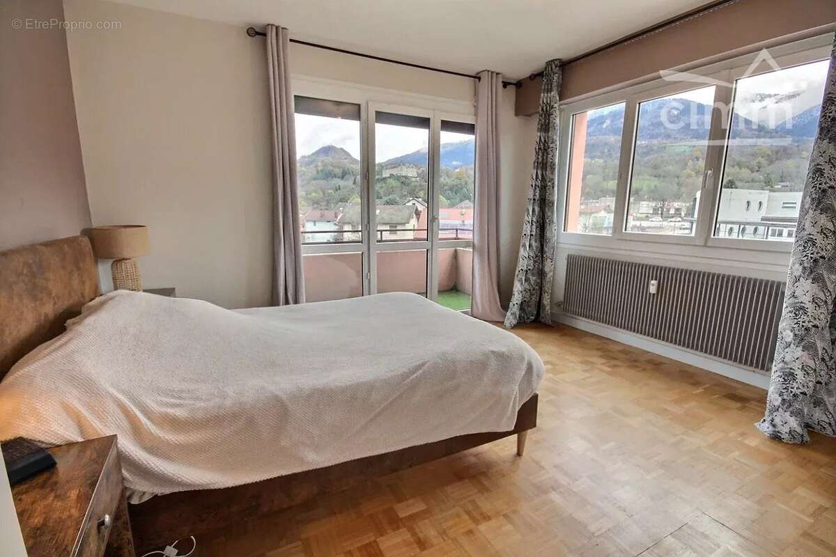 Appartement à LA ROCHETTE