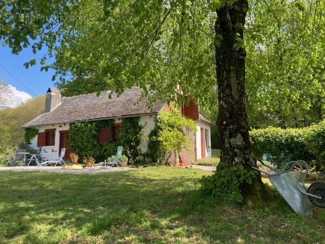 Maison à LASCAUX