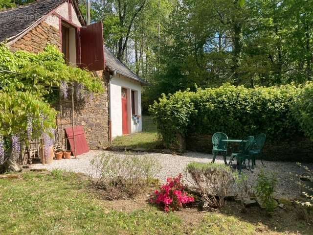 Maison à LASCAUX