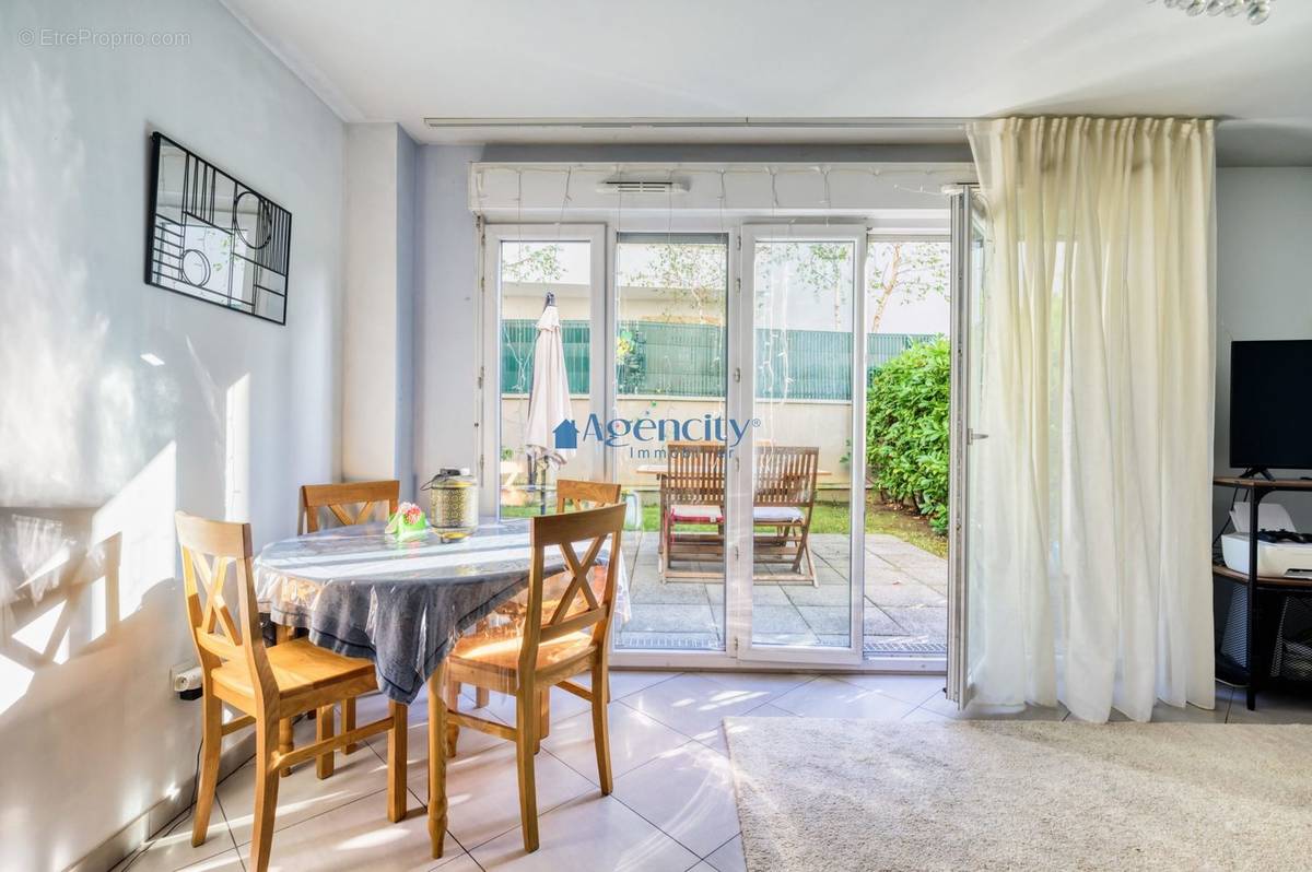 Appartement à CHAMPS-SUR-MARNE