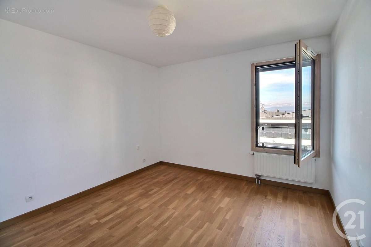 Appartement à EVIAN-LES-BAINS