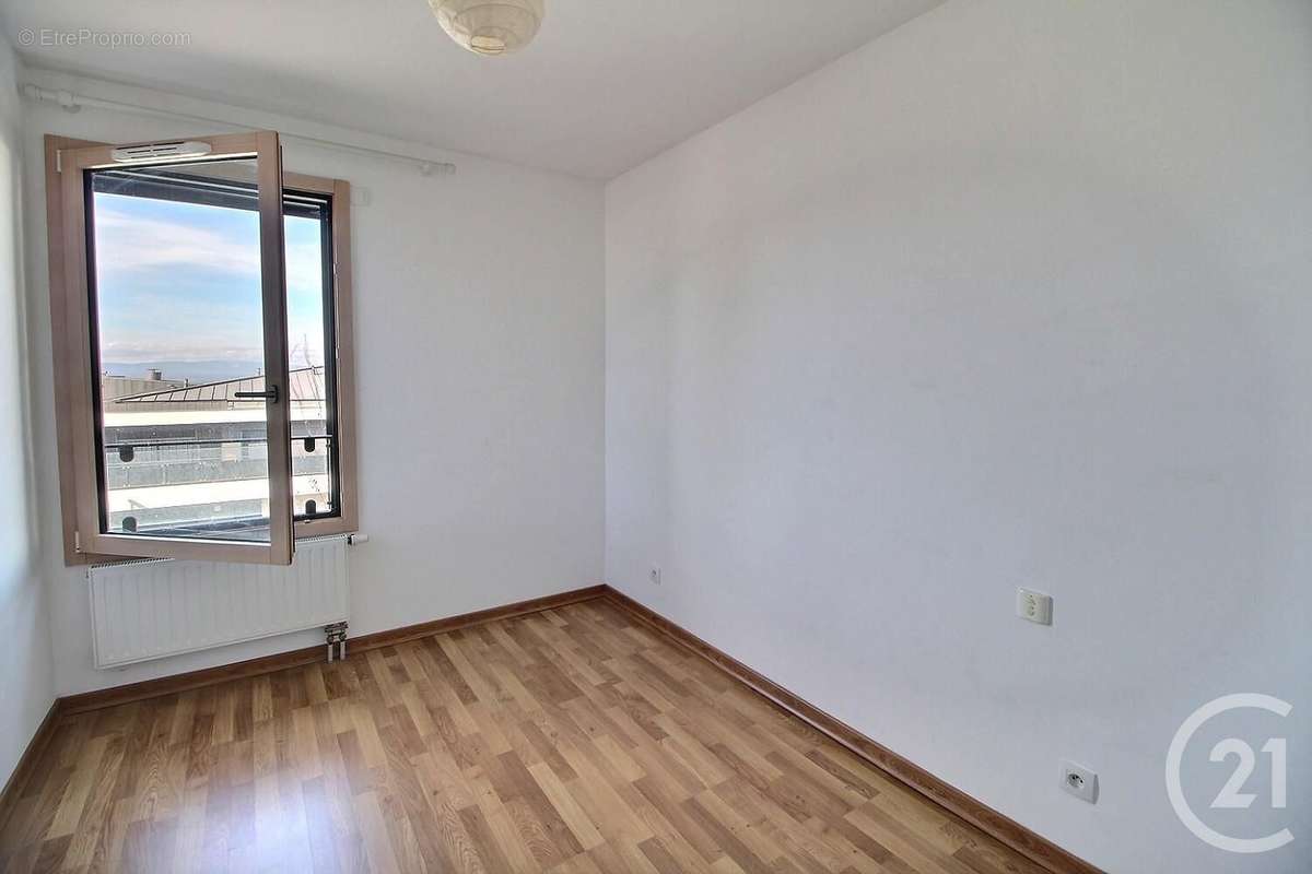 Appartement à EVIAN-LES-BAINS