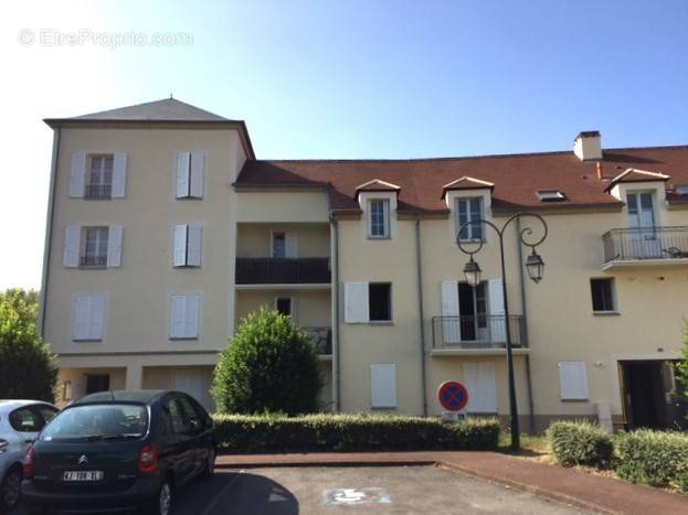 Appartement à FONTENAY-TRESIGNY