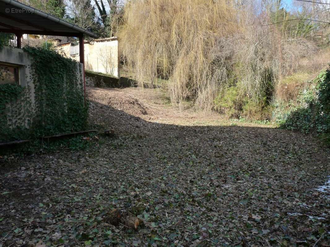 Maison à SAINT-GEOIRE-EN-VALDAINE